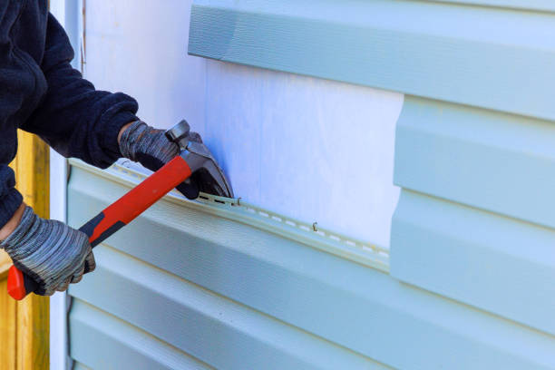 Reliable Wood Siding contractor in Melrose Park, NY by Squared Siding